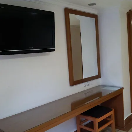 Cardogan Hotel-2