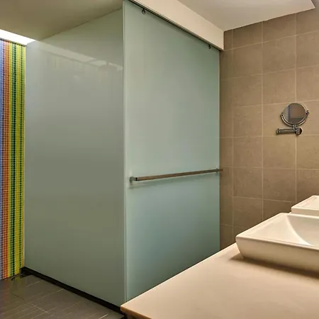 Aloft By Marriott Kuala Lumpur Sentral-2
