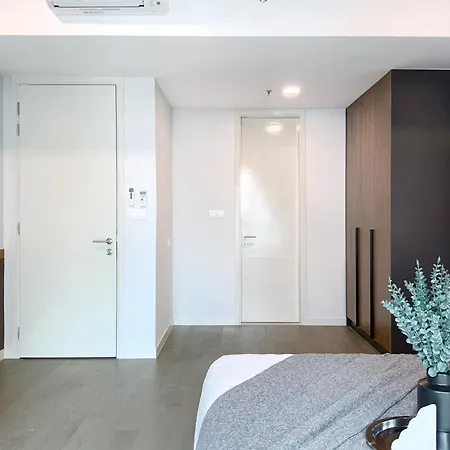 The Ooak Suites And Residence@ Kiara 163-3