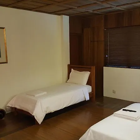 Rainforest Bed & Breakfast-3