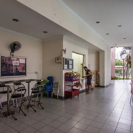 Pwtc Bistari Service Apartment-3