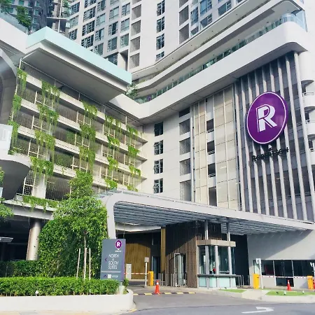 Robertson Suites By Airhost-3