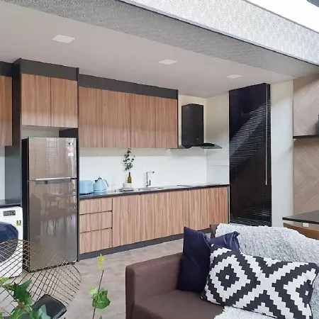 Expressionz Suites By V&C-2