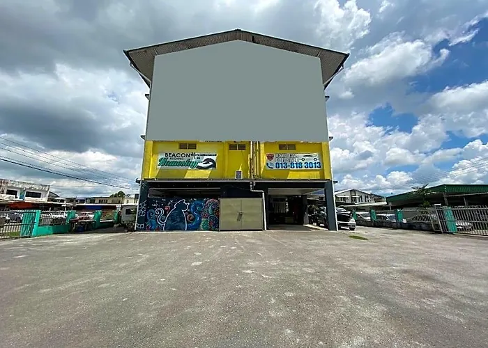 Oyo 90295 Beacon Homestay Kuching 吉隆坡